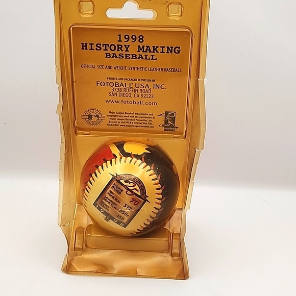 Vintage 1998 Mark McGwire Making History 70th Home Run Baseball NWT - Picture 2 of 6